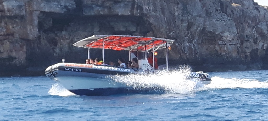  Lancha Speedboat BWA Profesional - Suzuki 300 Caballos